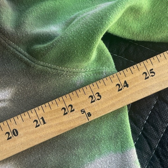 Grateful Dead Sweater Womens XXL 2X Band Bear Roses Multicolored Sweatshirt - Picture 8 of 10